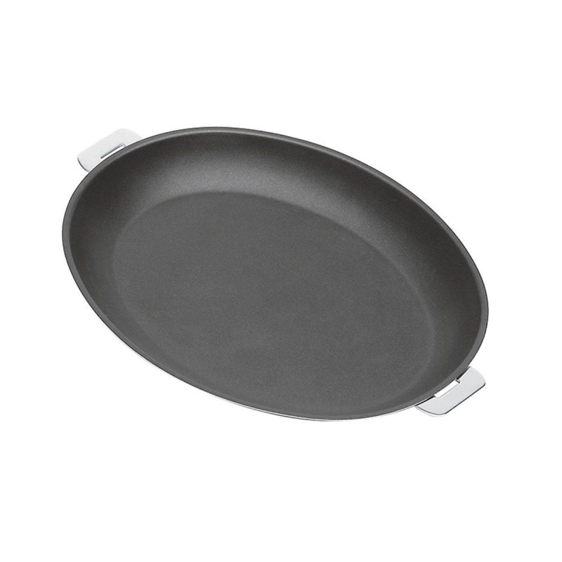 Magnifique grande poêle ovale et une passoire made in - Catawiki