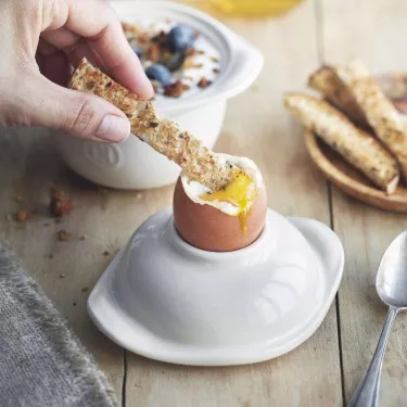 L´OEUF Cocotte coquetier en...