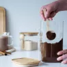 Boite de conservation carrée en verre avec cuillère à doser Pebbly 1.4 L