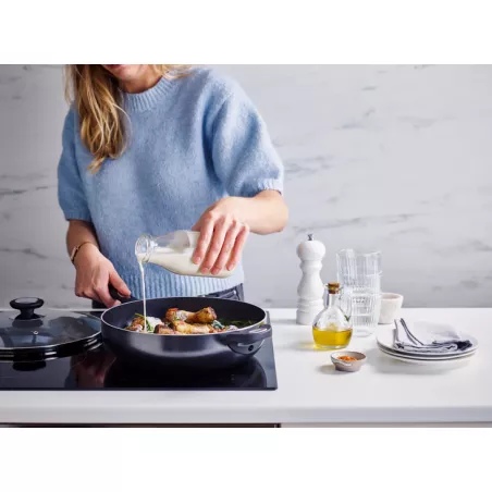 PRO INDUC Sauteuse Corps alu ép 3mm revêtement céramique Induction + Couvercle BEKA D28