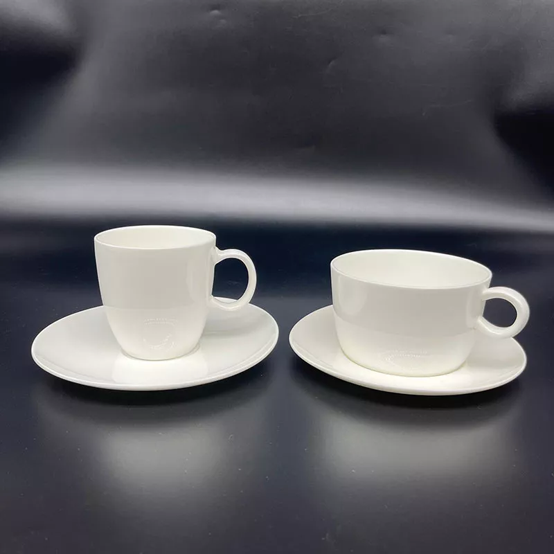 Lot De 8 Tasses à Café Et Soucoupes BARRATTS - Céramique Anglaise, Motifs Multicolores, Neuf